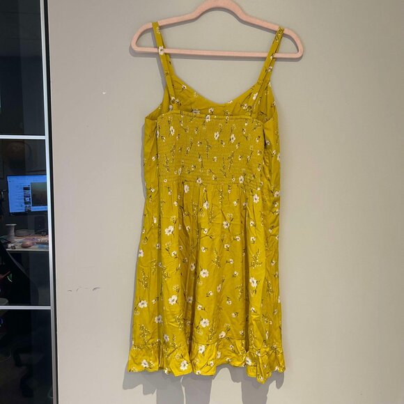 Yellow Floral Dress - Picture 3 of 4
